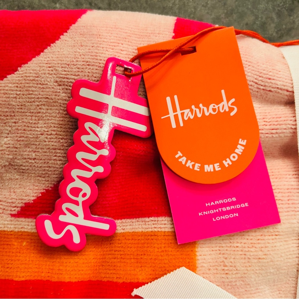 NWT Harrods Pink and Orange Striped beach and bath Towels with Harrods bag - Picture 3 of 15